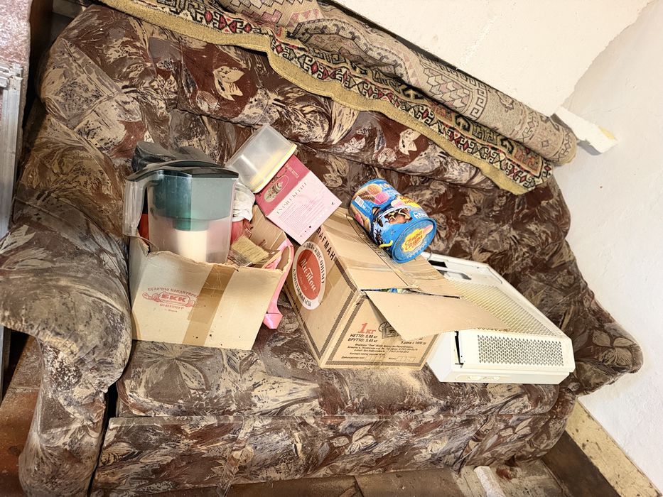 Диван отдам даром раздвижной