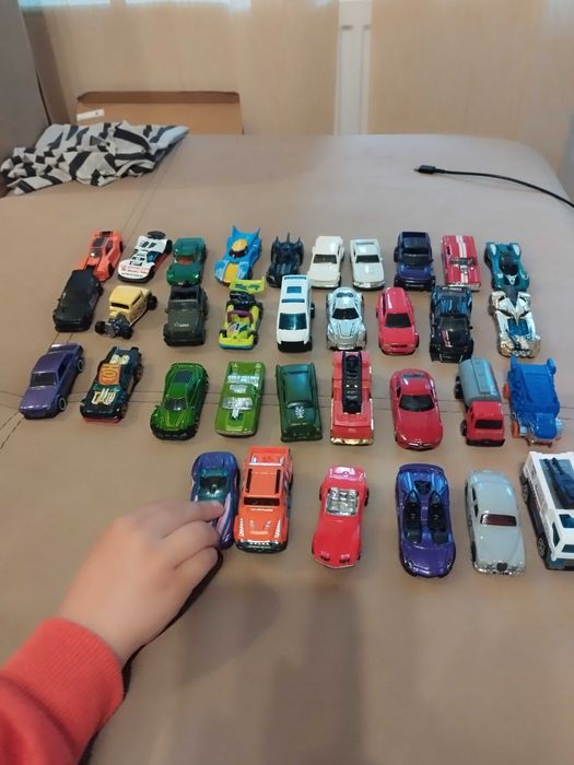 Колички hot wheels