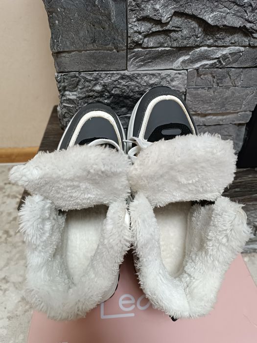 Кроссовки зимние 36-37