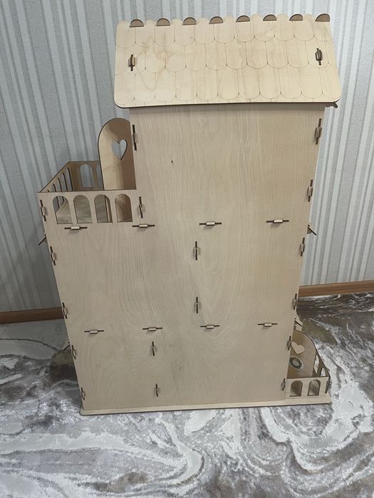 Кукольный Домик из дерева