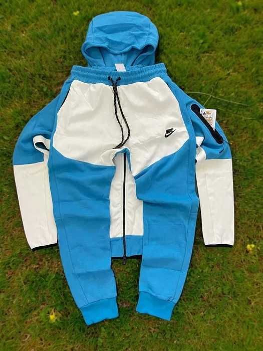 Trening NIKE TECH FLEECE - Trening Set Complet - Model Unisex Premium