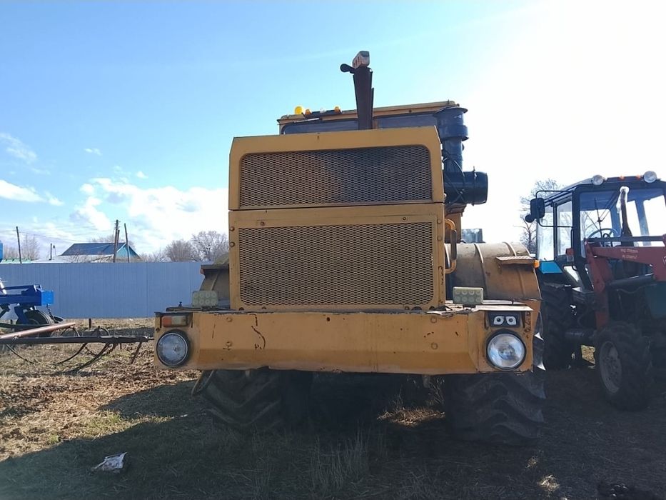 Кировец 700. В хорошем состояние