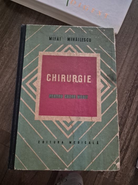 Carte medicala pentru cadre medii