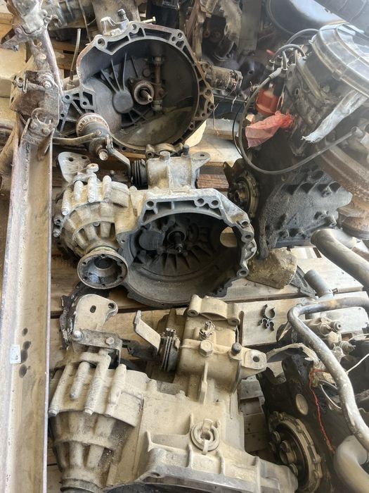 Ауди Пассат Голф мотор 1,8