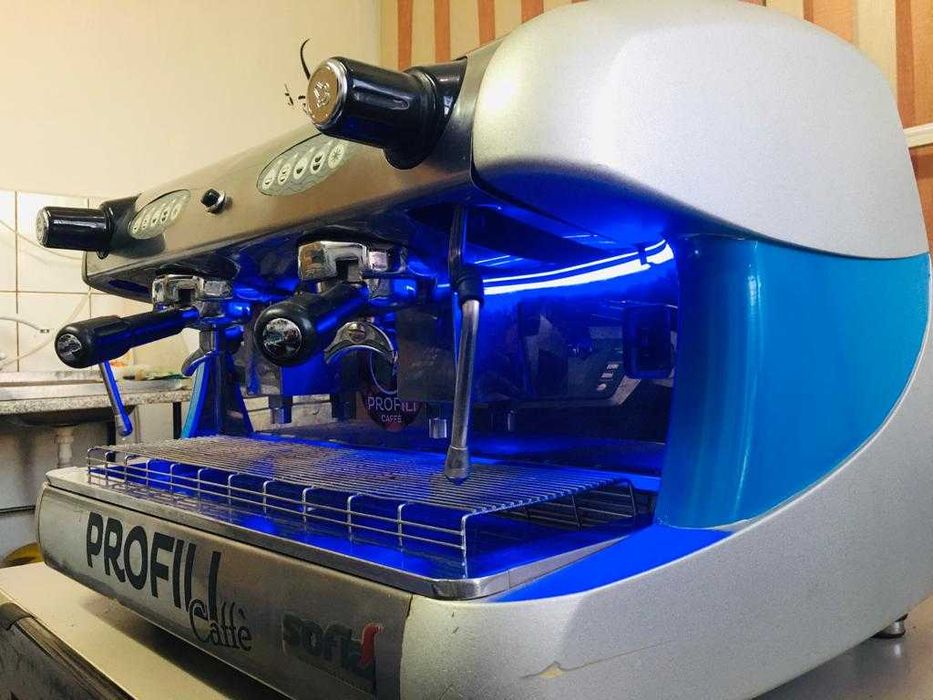 Espressoare profesionale reconditionate, grup CMA - Italia