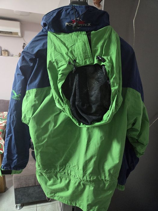 Salewa gore tex.Дамско яко