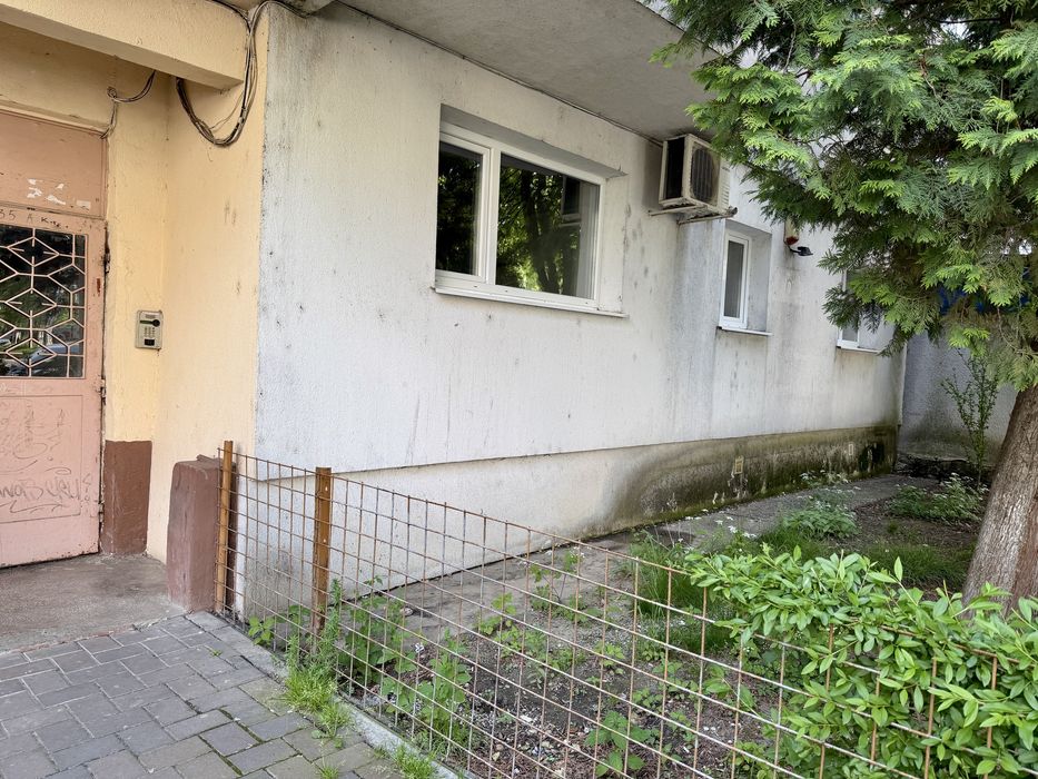 Închiriez Spațiu Birouri Parter, Zonă Intens Circulată, Energiei Profi