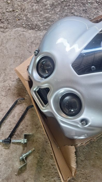 Спойлер (яйце) с лупи за сузуки СВ650 Suzuki SV650 1999-2002