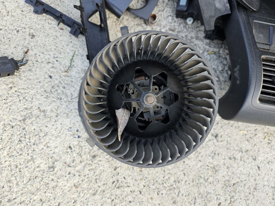 Ventilator Aeroterma Habitaclu VW Passat B6 Completa