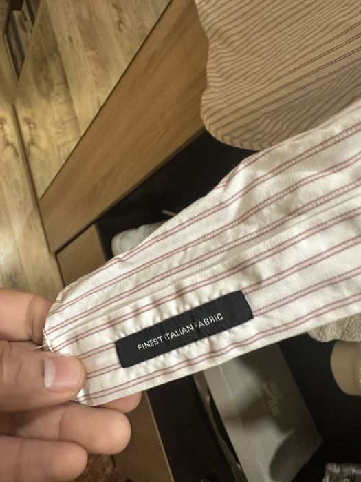 Риза BOSS slim fit xl/43 като нова обличана е веднъж