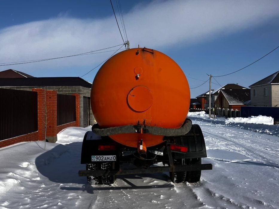 ЗИЛ Ассенизатор 8 куб