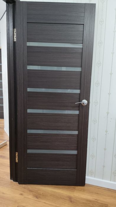 Продам двери в хорошем состоянии