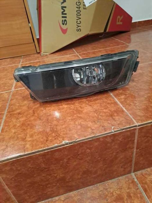 Proiector stanga original Skoda Octavia 3 cod 5E0941699C
