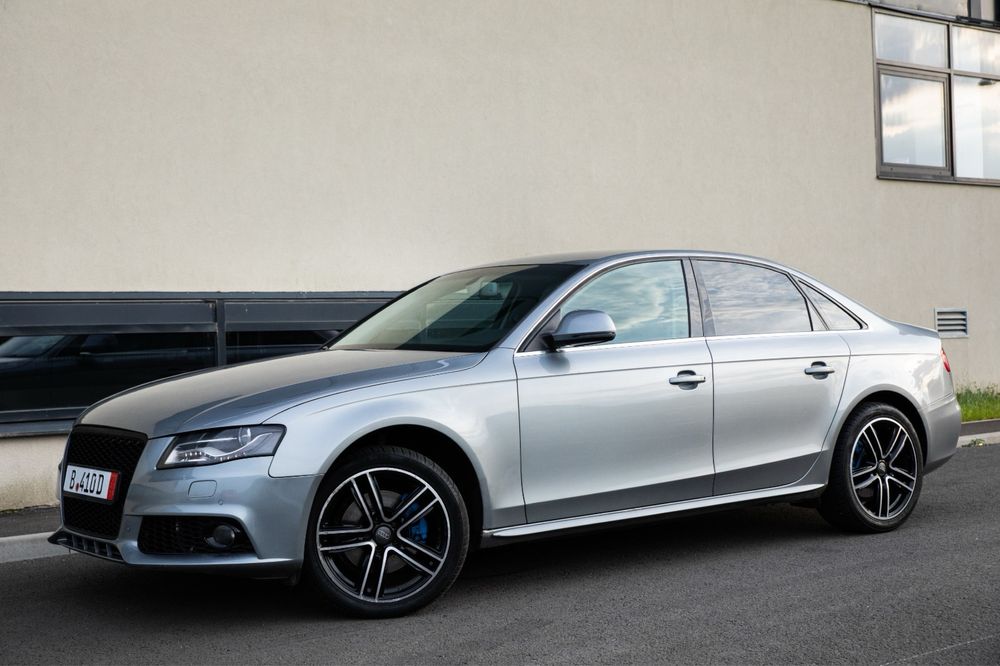 Audi         A4