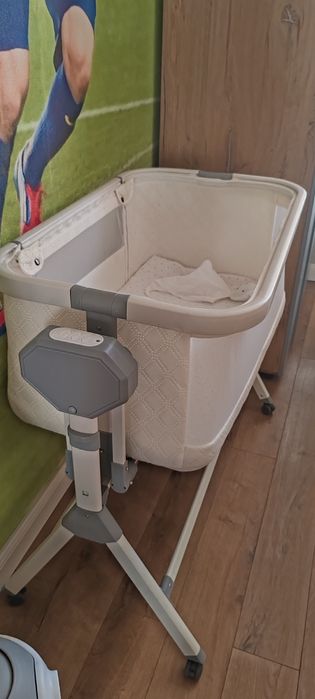 Продам кроватку 15тыс