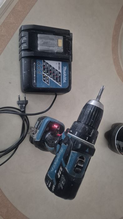 Makita ddf470 -винтоверт