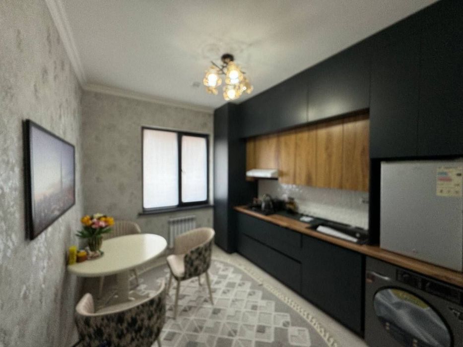 Юнус Ражабе метро якин жойда аренда безмаклер