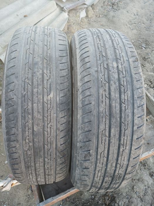 Продаётся резина.