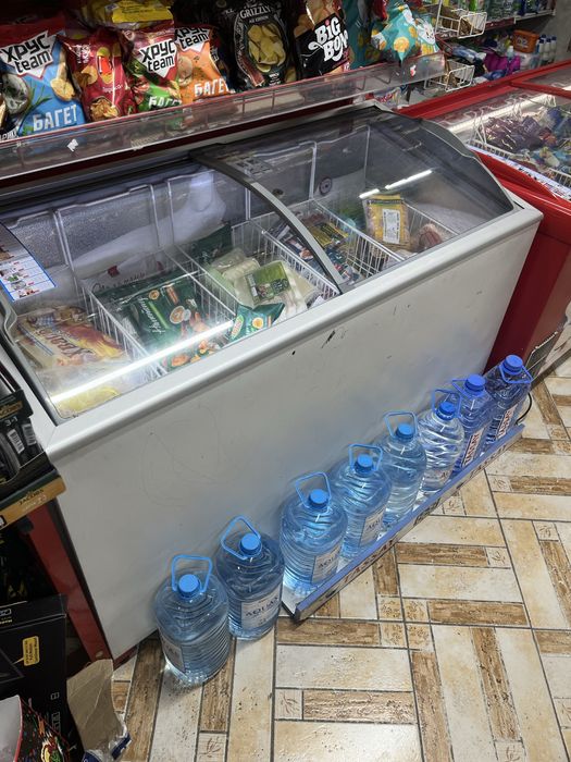 Морозильник витринный