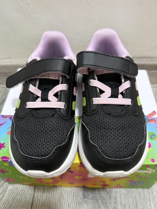 Детски маратонки Adidas номер 24 (отлично състояние)