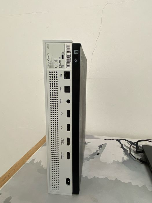 продам xbox one s