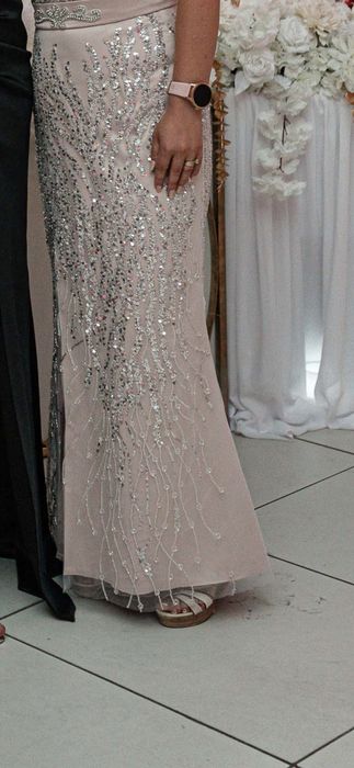 Vând rochie de nasa