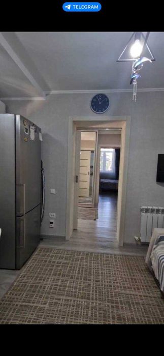 В центре сдаётся  1 комнатная квартира в частном доме.