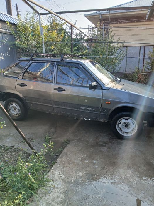 Продаётся машина Ваз 21-09