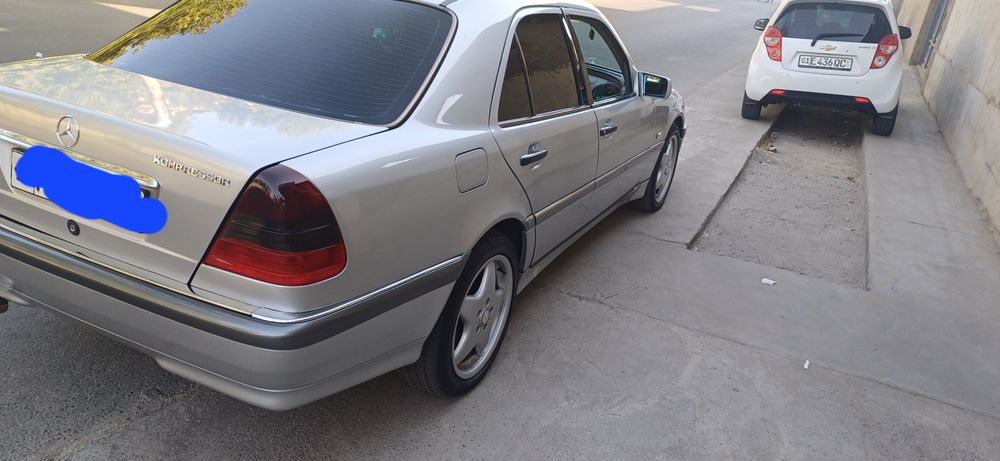 Mersedec w202 sotiladi