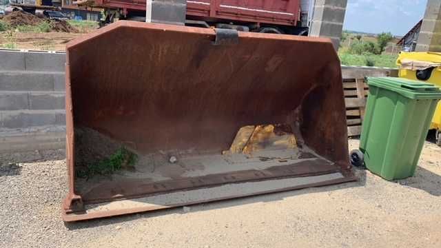 Dezmembrez vola New Holland W190B