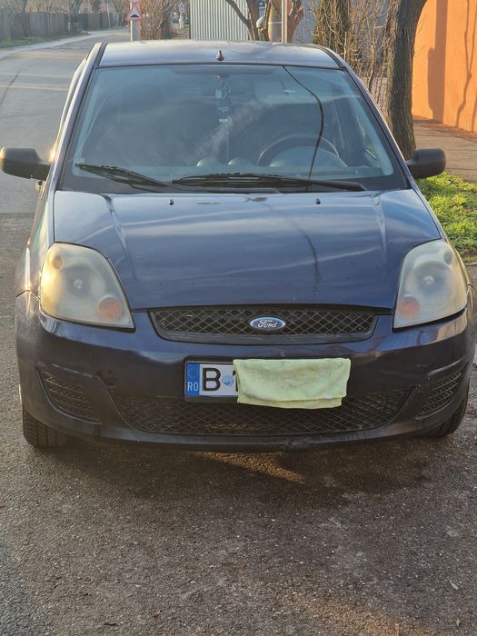 VÂND Ford Fiesta 1.4 TDCi – Diesel | 2005 | Albastru