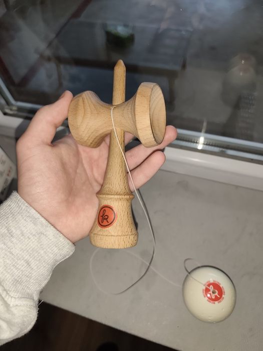 Kendama Europe Record Beech - sticky - Tsuru