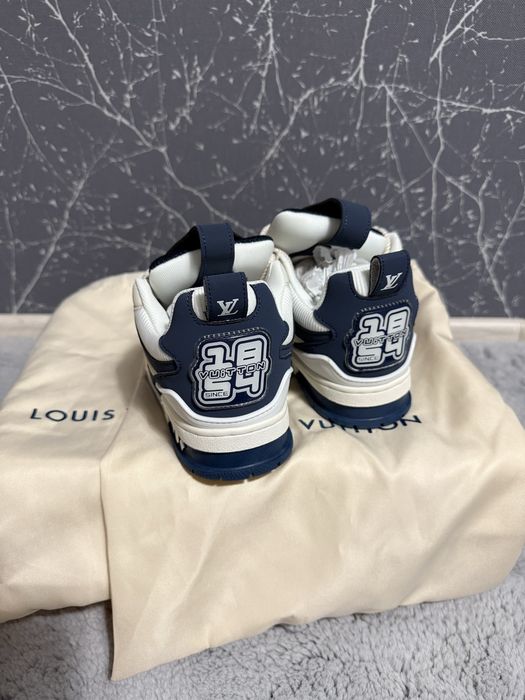 Louis Vouitton skate blue