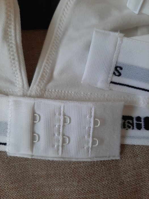 Памучни Еластични сутиени,  Топ качество, чисто нови с етикет,Размер S