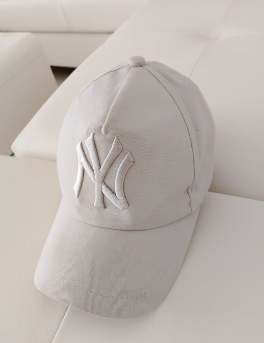 Vând Șapcă sport fashion NY,noua, calitate.reglabila.