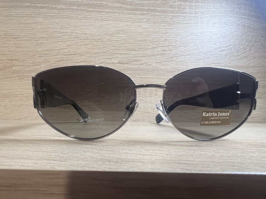 Оригинални дамски слънчеви очила Katrin Jones