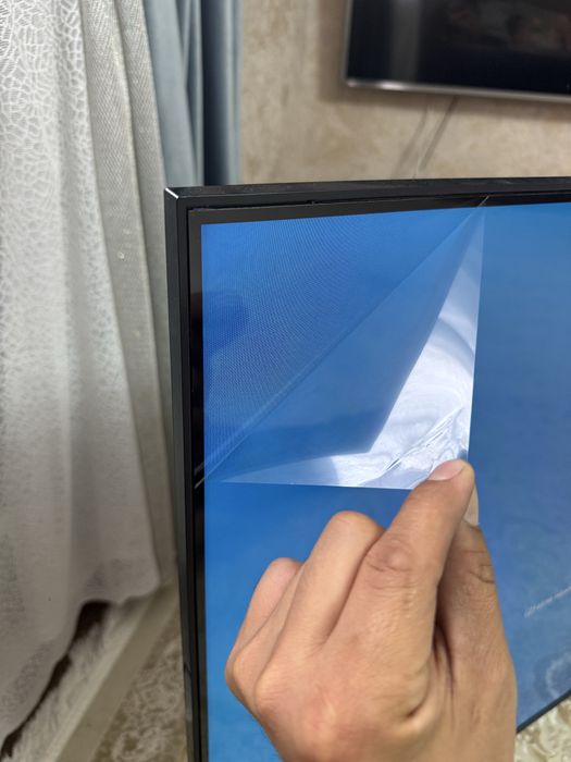 Телевизор samsung 50AU8000 4K