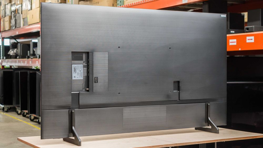 Телевизор QLED Samsung QE85Q60D 85" (Новинка 2024) + акция