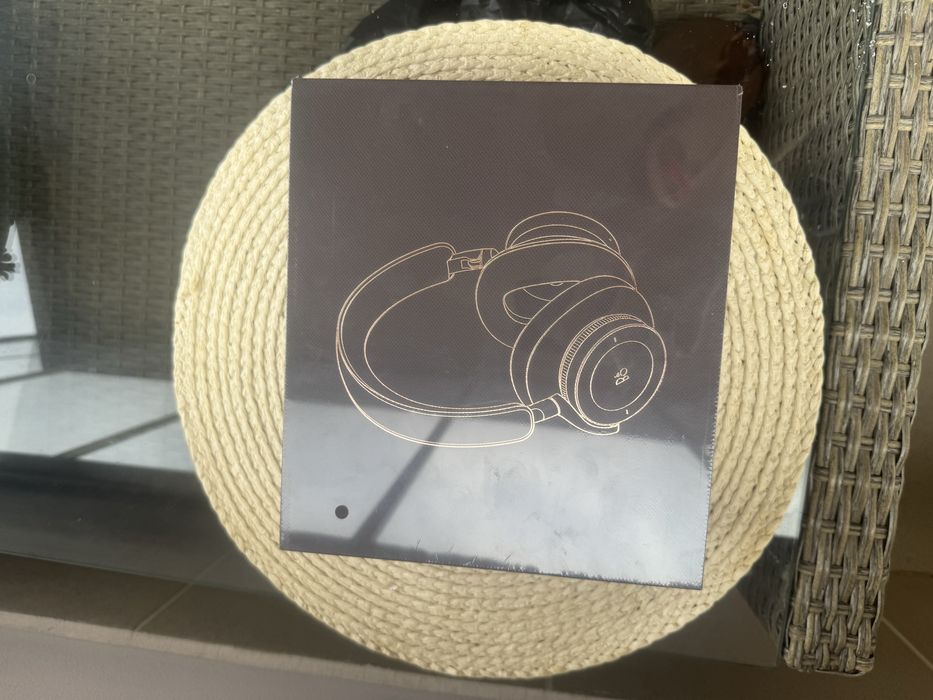 Bang & Olfsun BeoPlay H95