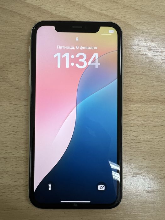 Айфон 11 в хорошем состоянии