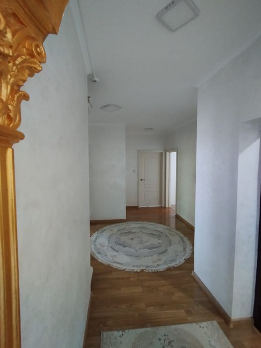 Продам квартиру 3 комнат