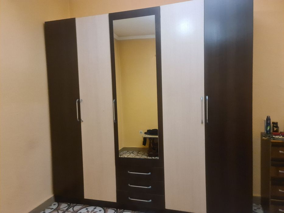 Продам шкаф 5 дверный