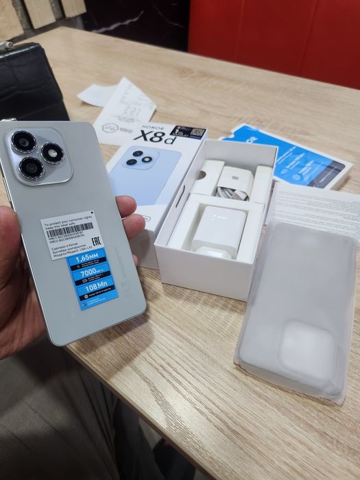 Honor X8D 8/128 как новый
