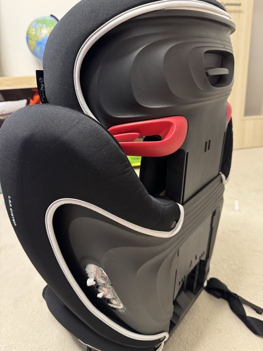 Столче за кола Cybex SOLUTION B-FIX