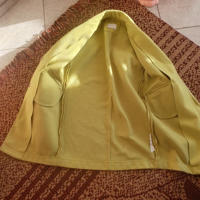 Палта в различни цветове