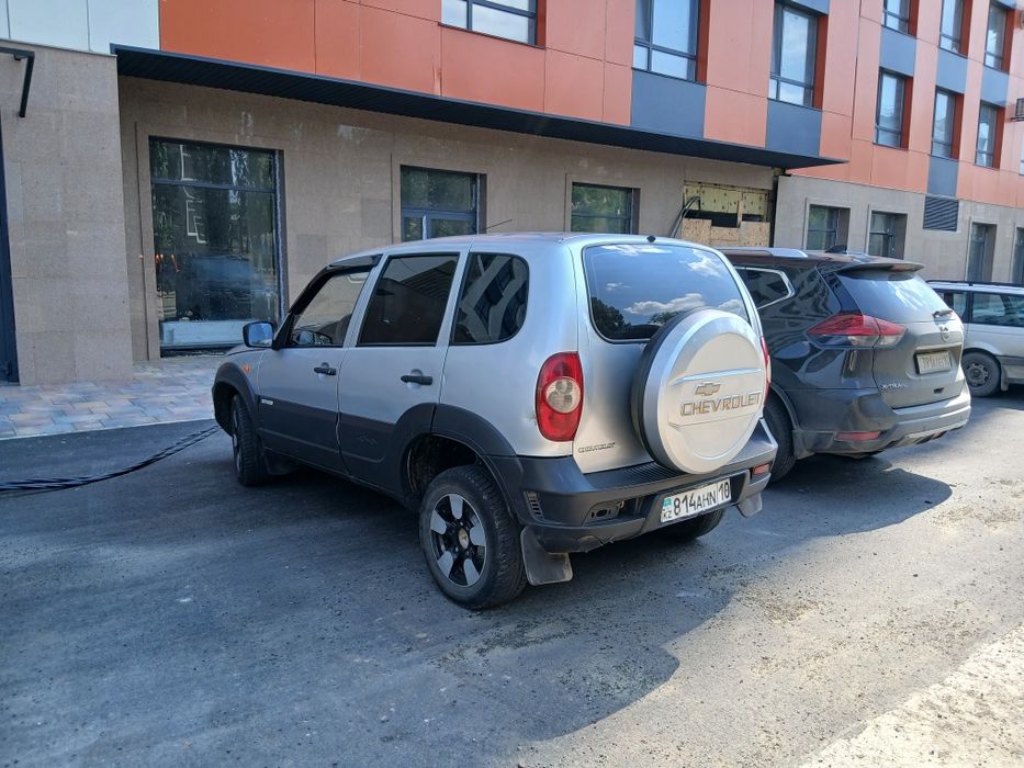 Продам Шевроле ниву.