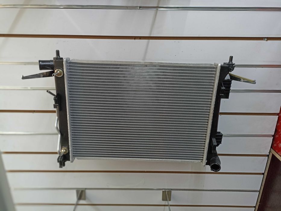 Радиатор основной на Kia Ceed