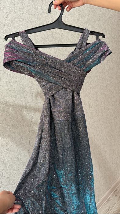 Платье блестящее рыбка