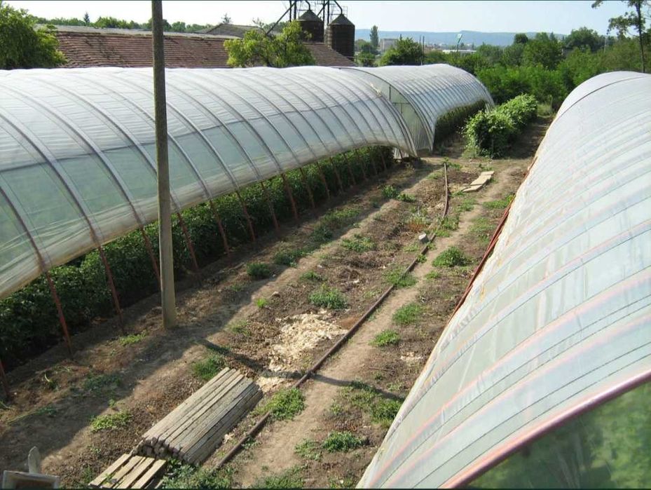 Парцел село Поликраище