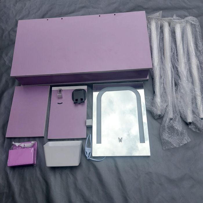 Детский туалетный столик